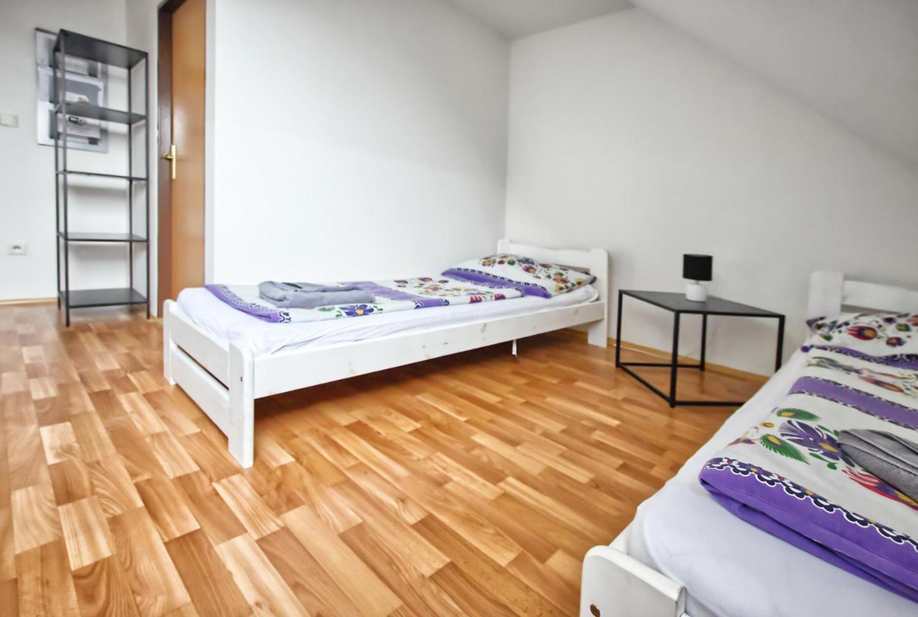 Penzion Bazen Vino Sklep U Palecku Zajeci Exterior photo